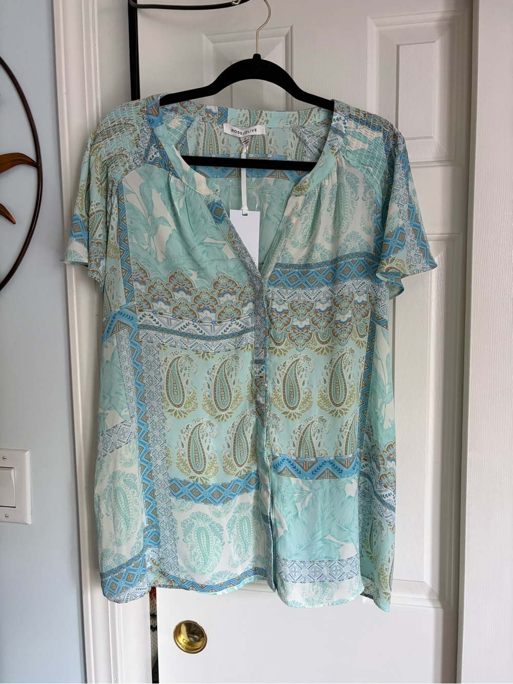 Rose & Olive Mint Paisley Patchwork Button-Front Blouse